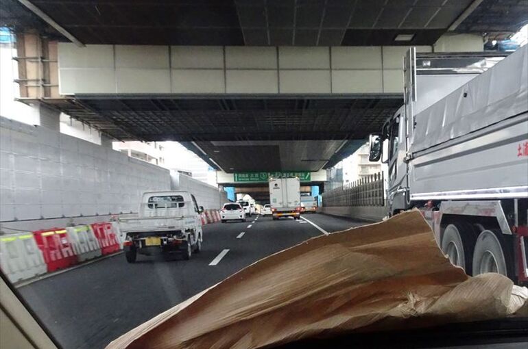 トラックの荷崩れを防ぐには？