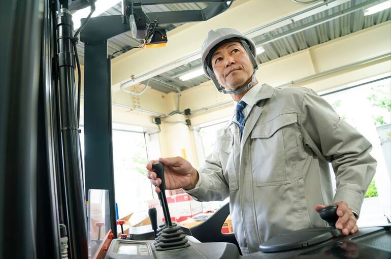 フォークリフトの種類について