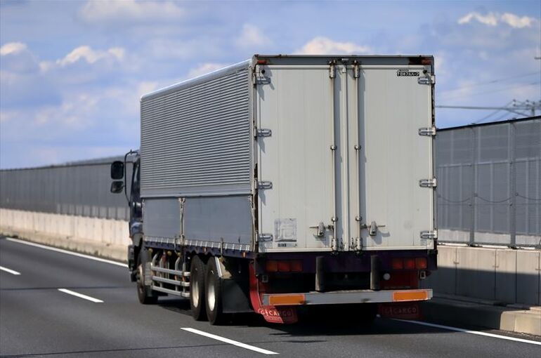 チャーター便とは